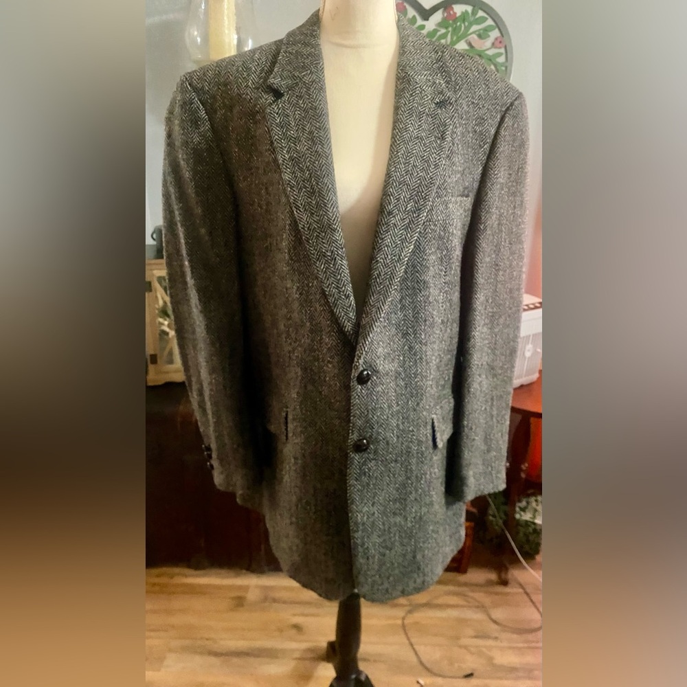 HARRIS TWEED Classic Gray & Black Herringbone Blazer